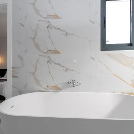 Апартаменты Azores Pdl House Понта-Делгада