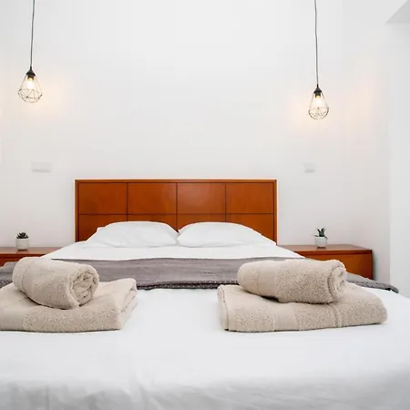 Azores Pdl House Понта-Делгада