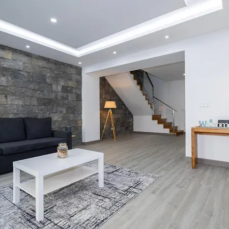 Апартаменты Azores Pdl House Понта-Делгада