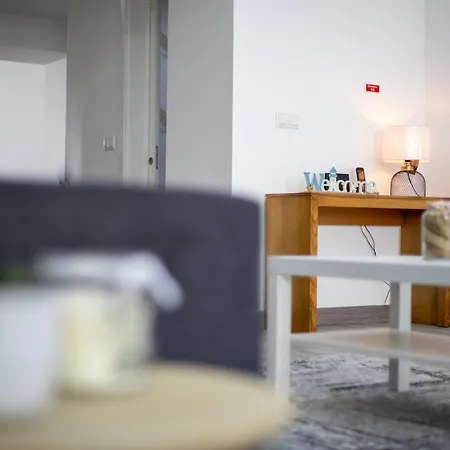 Azores Pdl House Апартаменты *