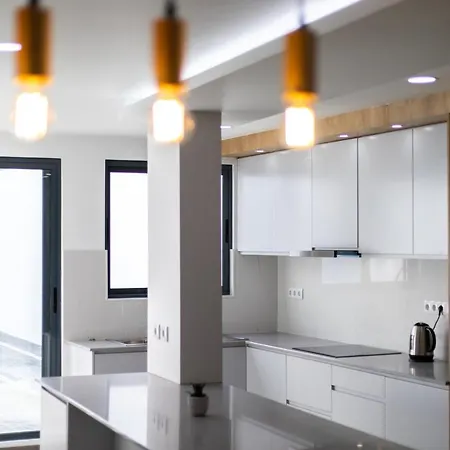 Azores Pdl House * 蓬塔德尔加达